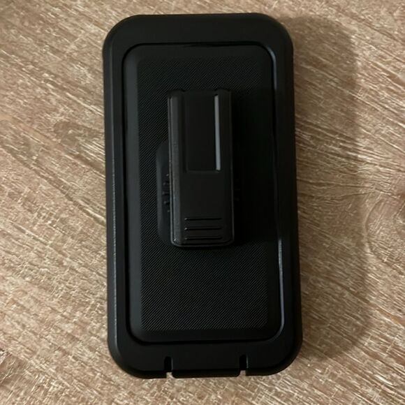 iPhone 14/13 Protect Onn. Rugged Case With Holster and Rotating Clip - Picture 3 of 3